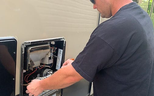 8d7af8_f73a0ee8485e46bb93676434ceba4de6~mv2 - RV Hot Water Tank